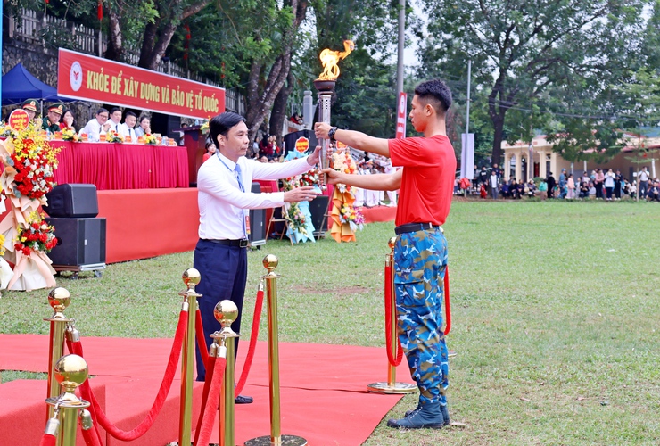 Tưng bừng Đại hội TDTT xã Đoài Phương lần thứ I năm 2025- Ảnh 7.