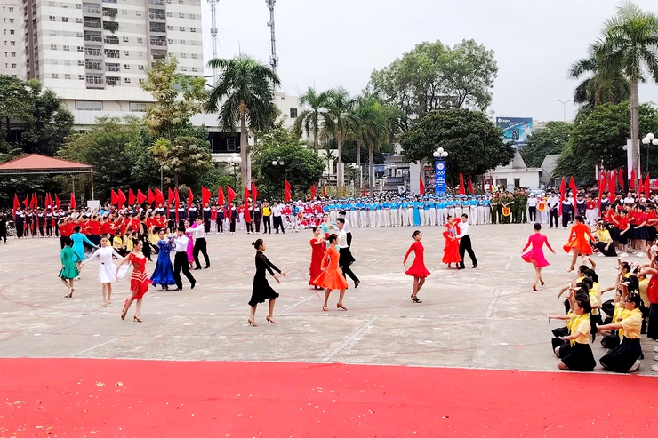 Phường Thanh Xuân: Tổ chức thành công khai mạc Đại hội thể dục thể thao lần thứ I năm 2025- Ảnh 29.