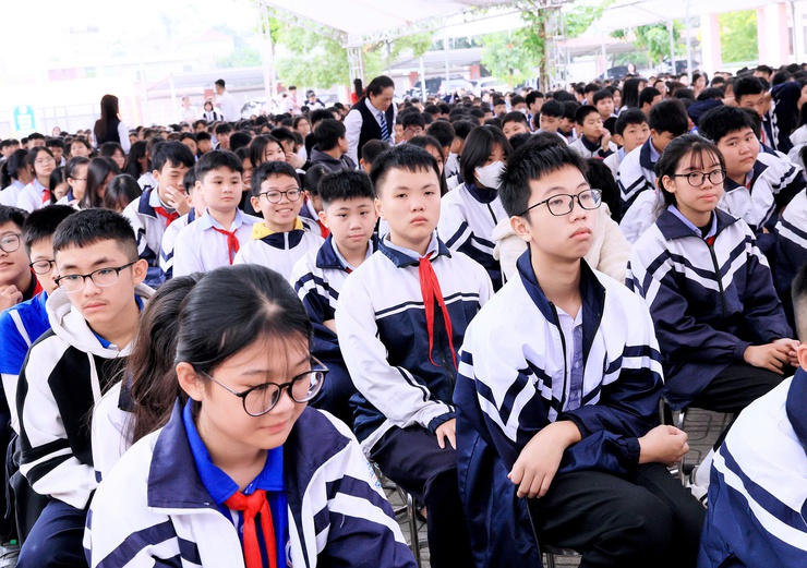 Thư Lâm phát động hưởng ứng Ngày Pháp luật Việt Nam và tổ chức phiên tòa giả định tuyên truyền pháp luật về phòng, chống bạo lực học đường- Ảnh 11.