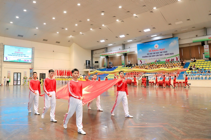 TƯNG BỪNG ĐẠI HỘI THỂ DỤC THỂ THAO PHƯỜNG CẦU GIẤY- Ảnh 1.