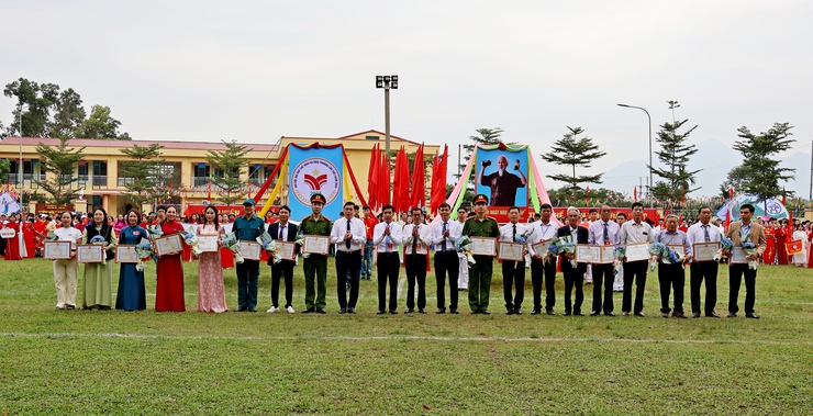 Tưng bừng Đại hội TDTT xã Đoài Phương lần thứ I năm 2025- Ảnh 5.