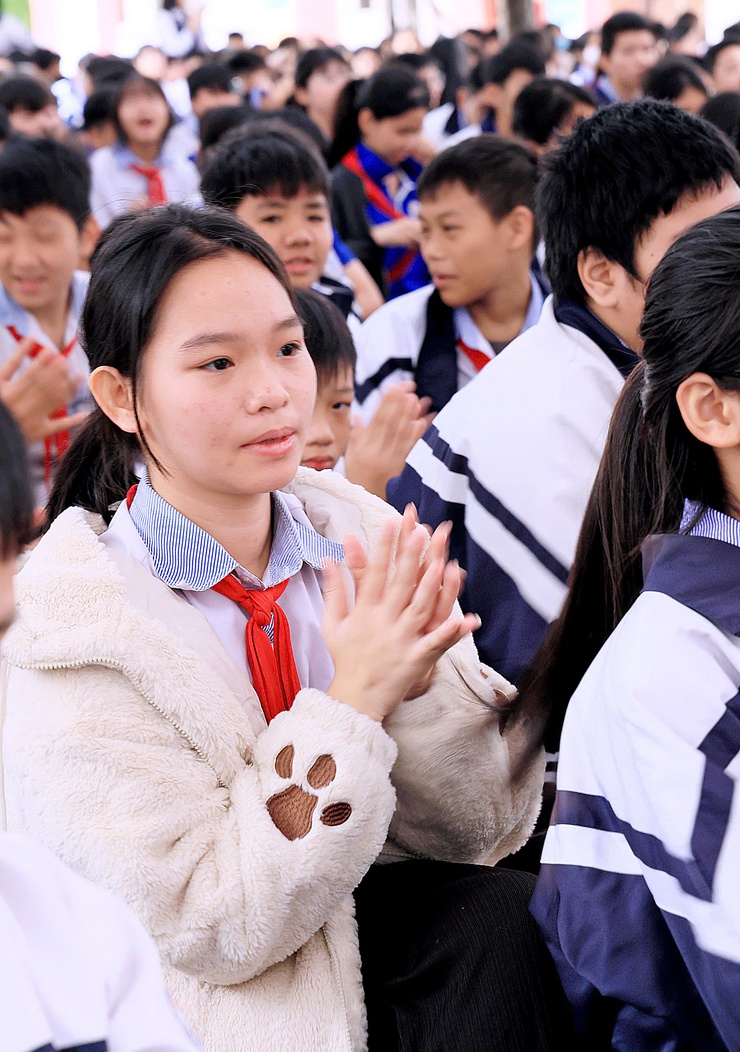 Thư Lâm phát động hưởng ứng Ngày Pháp luật Việt Nam và tổ chức phiên tòa giả định tuyên truyền pháp luật về phòng, chống bạo lực học đường- Ảnh 14.