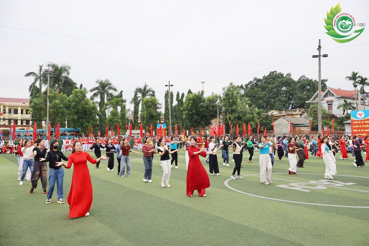 Xã Phú Cát tổ chức tổng duyệt chương trình Lễ khai mạc Đại hội Thể dục Thể thao lần thứ I năm 2025- Ảnh 16.