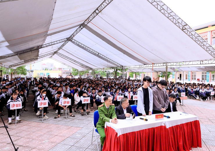 Thư Lâm phát động hưởng ứng Ngày Pháp luật Việt Nam và tổ chức phiên tòa giả định tuyên truyền pháp luật về phòng, chống bạo lực học đường- Ảnh 19.