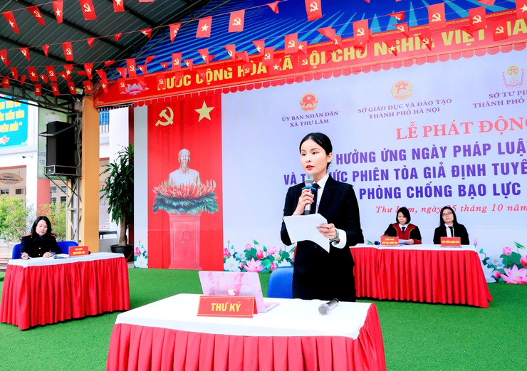 Thư Lâm phát động hưởng ứng Ngày Pháp luật Việt Nam và tổ chức phiên tòa giả định tuyên truyền pháp luật về phòng, chống bạo lực học đường- Ảnh 20.