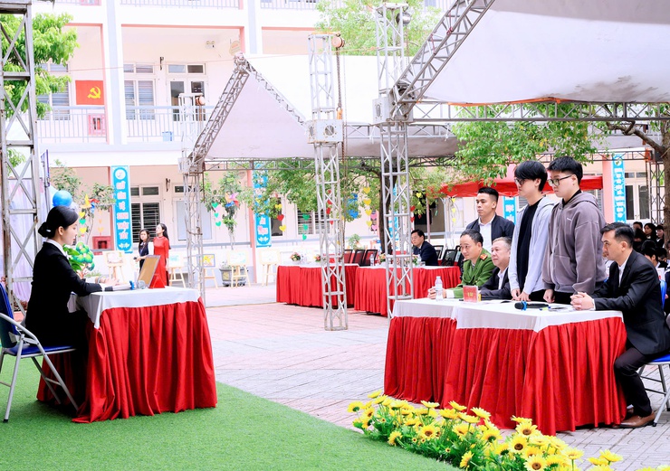 Thư Lâm phát động hưởng ứng Ngày Pháp luật Việt Nam và tổ chức phiên tòa giả định tuyên truyền pháp luật về phòng, chống bạo lực học đường- Ảnh 23.