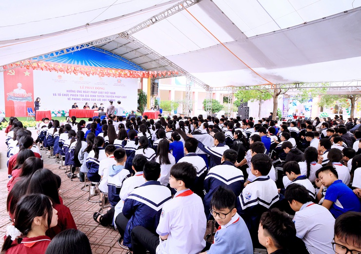 Thư Lâm phát động hưởng ứng Ngày Pháp luật Việt Nam và tổ chức phiên tòa giả định tuyên truyền pháp luật về phòng, chống bạo lực học đường- Ảnh 24.