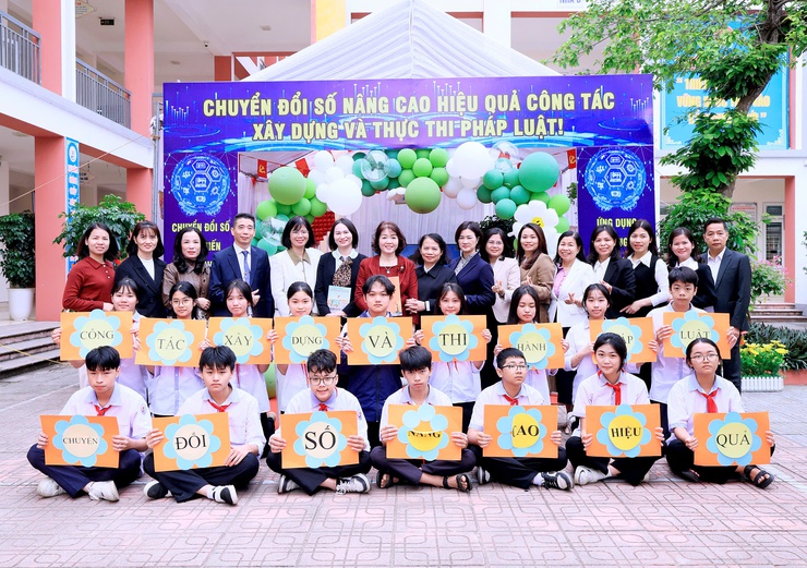 Thư Lâm phát động hưởng ứng Ngày Pháp luật Việt Nam và tổ chức phiên tòa giả định tuyên truyền pháp luật về phòng, chống bạo lực học đường- Ảnh 27.