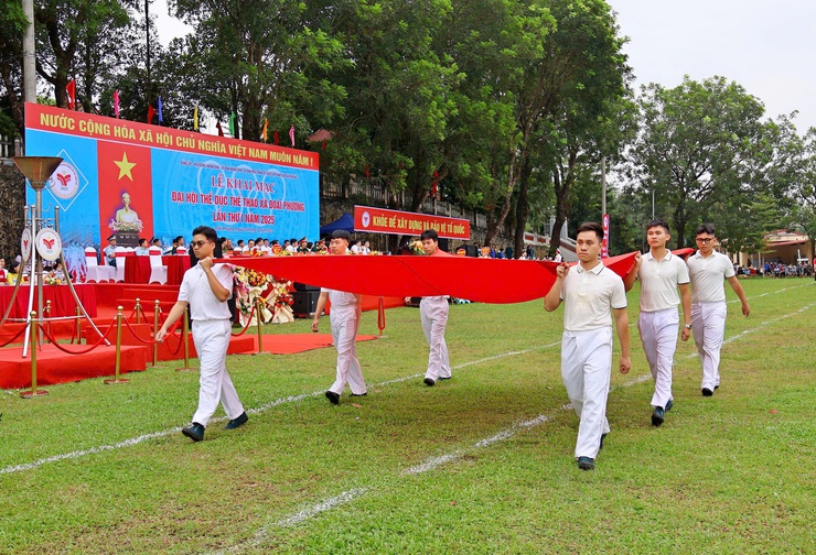 Tưng bừng Đại hội TDTT xã Đoài Phương lần thứ I năm 2025- Ảnh 2.