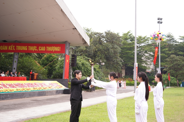 Phường Chương Mỹ long trọng tổ chức Lễ khai mạc Đại hội Thể dục Thể thao lần thứ I, năm 2025- Ảnh 3.