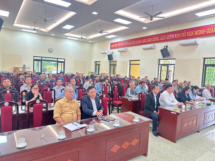 Hội nghị truyên truyền, quán triệt, triển khai Nghị quyết Đại hội Đảng bộ xã Thiên Lộc khóa I và các Chương trình trọng tâm toàn khóa; Báo cáo kết quả Đại hội đại biểu Đảng bộ thành phố Hà Nội khóa XVIII, nhiệm kỳ 2025-2030- Ảnh 6.