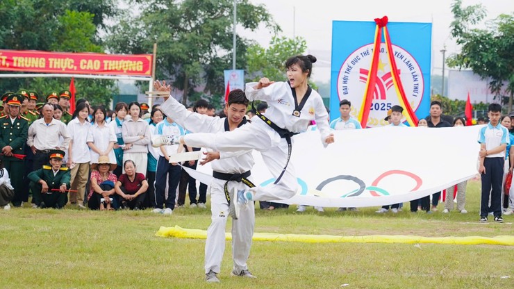 Đại hội thể dục – thể thao xã Yên Lãng: Ngày hội rèn luyện sức khỏe, lan tỏa tinh thần đoàn kết- Ảnh 9.