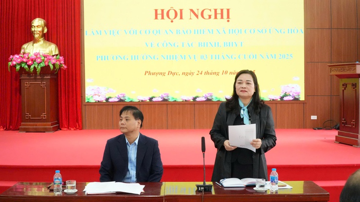 Hội nghị làm việc cơ quan BHXH cơ sở Ứng Hòa về công tác bảo hiểm xã hội, bảo hiểm y tế, phương hướng nhiệm vụ 03 tháng cuối năm 2025- Ảnh 2.