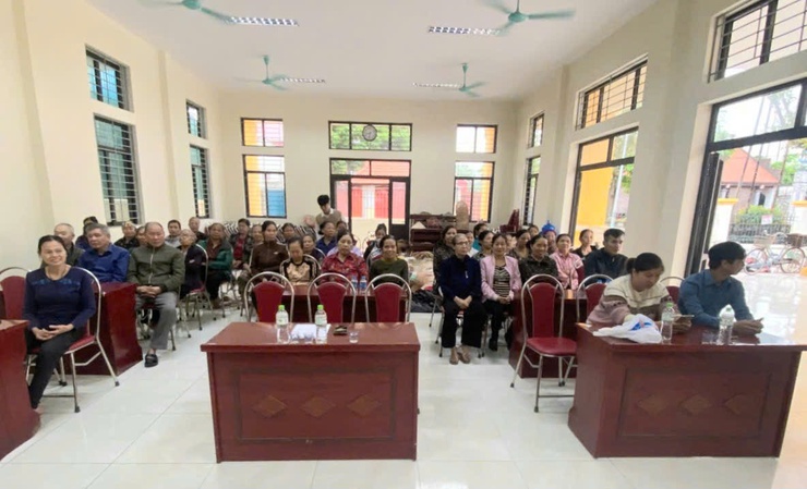 Bế giảng lớp đào tạo nghề và giải quyết việc làm cho lao động nông thôn tại thôn Phù Bật- Ảnh 1.