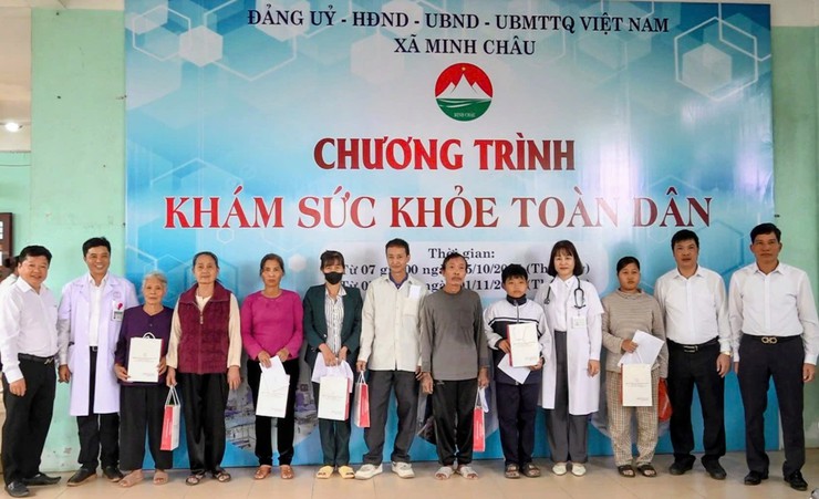 Xã Minh Châu triển khai khám, tư vấn sức khoẻ định kỳ toàn dân đợt III/2025.- Ảnh 6.