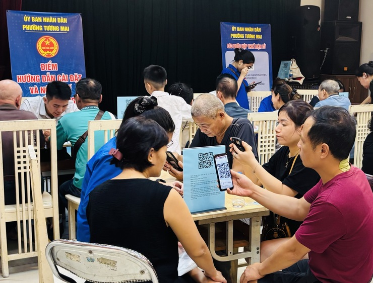 UBND phường Tương Mai tổ chức hướng dẫn người dân nộp thuế bằng phương thức điện tử qua ứng dụng ETax Mobile- Ảnh 3.