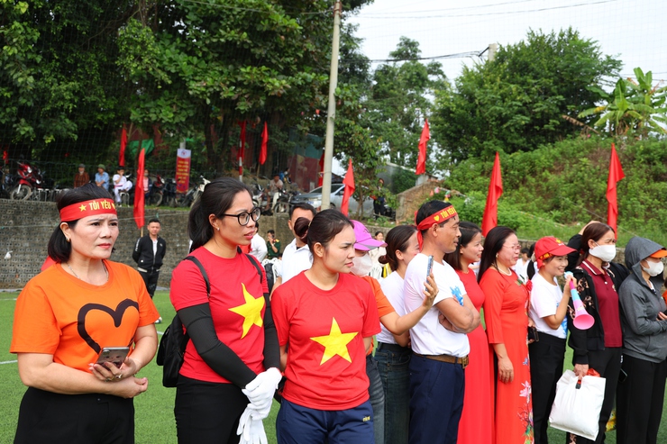 Một số hình ảnh thi đấu môn kéo co, nhảy bao bố tại Đại hội Thể dục thể thao xã Phú Nghĩa lần thứ I, năm 2025- Ảnh 21.