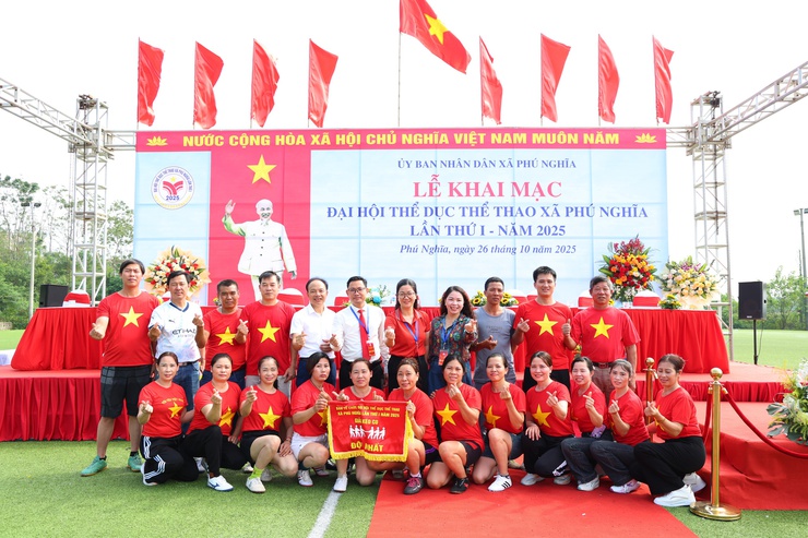 Một số hình ảnh thi đấu môn kéo co, nhảy bao bố tại Đại hội Thể dục thể thao xã Phú Nghĩa lần thứ I, năm 2025- Ảnh 18.