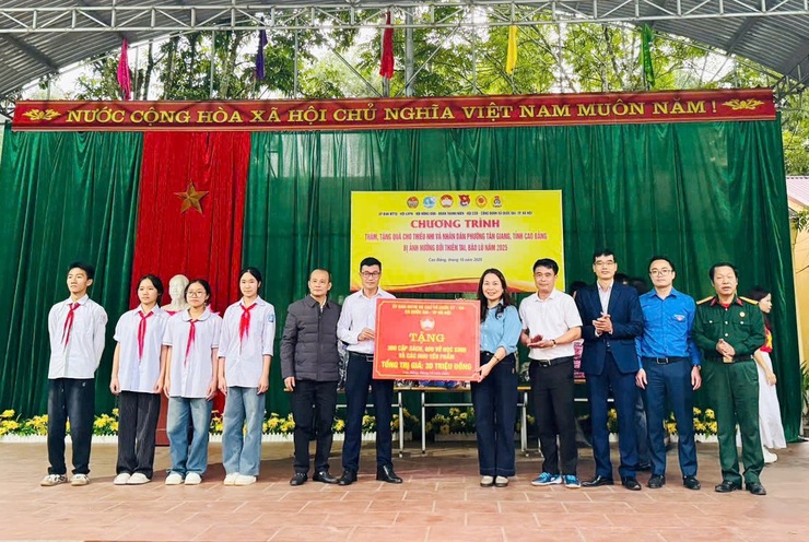 Ấm áp nghĩa tình Quốc Oai hướng về đồng bào vùng lũ Cao Bằng- Ảnh 4.