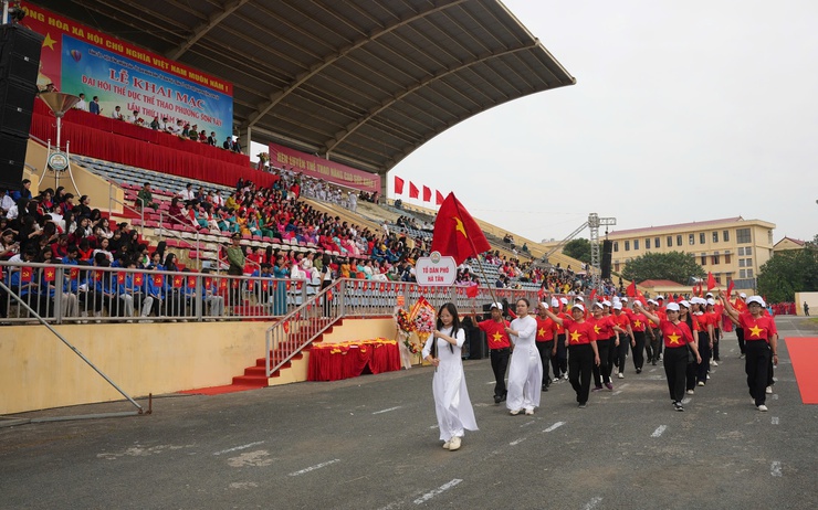 Sơn Tây khai mạc Đại hội Thể dục Thể thao lần thứ I năm 2025- Ảnh 5.