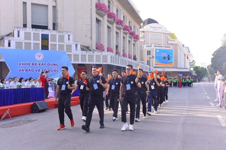 Lễ khai mạc Đại hội Thể dục Thể thao phường Hoàn Kiếm lần thứ I năm 2025- Ảnh 6.