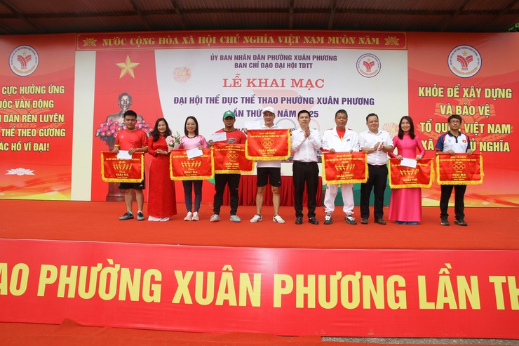 Phường Xuân Phương tổ chức thành công Đại hội Thể dục Thể thao lần thứ I năm 2025- Ảnh 15.