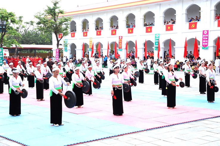 Tưng bừng khai mạc Đại hội Thể dục thể thao xã Yên Xuân lần thứ I, năm 2025- Ảnh 8.