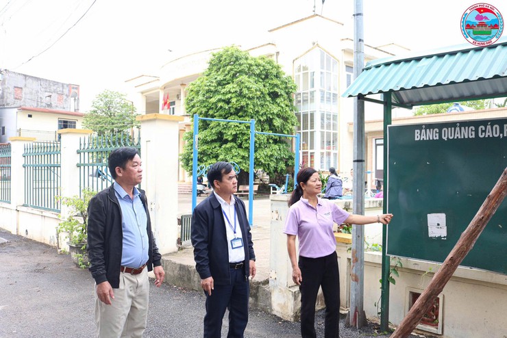 XÃ HƯNG ĐẠO TỔ CHỨC KIỂM TRA, CHẤM ĐIỂM CUỘC THI “GIỮ GÌN THÔN SÁNG – XANH – SẠCH – ĐẸP – AN TOÀN” THÁNG 10 NĂM 2025- Ảnh 3.