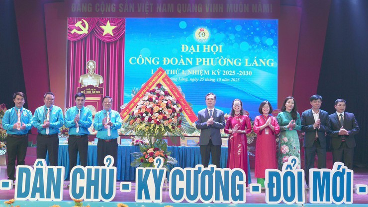 CÔNG ĐOÀN CHUNG SỨC XÂY DỰNG PHƯỜNG LÁNG PHÁT TRIỂN TRONG KỶ NGUYÊN MỚI - Ảnh 2.