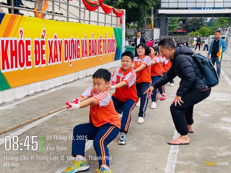 Giải các môn thể thao học sinh trong chương trình Đại hội Thể dục thể thao phường Đống Đa lần thứ I - năm 2025- Ảnh 4.