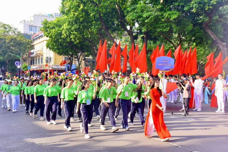 Lễ khai mạc Đại hội Thể dục Thể thao phường Hoàn Kiếm lần thứ I năm 2025- Ảnh 7.