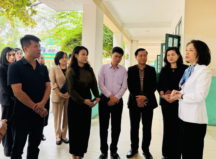 Hà Nội thí điểm mô hình cung cấp suất ăn bán trú- Ảnh 1.