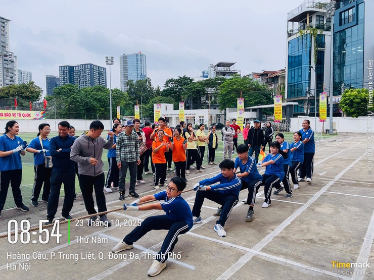 Giải các môn thể thao học sinh trong chương trình Đại hội Thể dục thể thao phường Đống Đa lần thứ I - năm 2025- Ảnh 3.