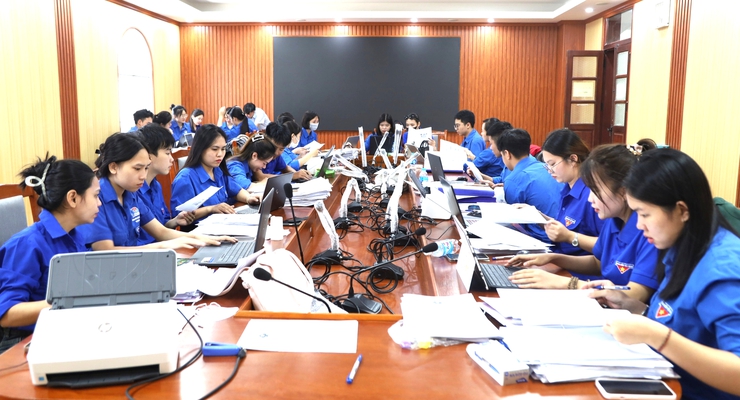 Xã Quang Minh quyết tâm về đích sớm chiến dịch "làm giàu, làm sạch" dữ liệu đất đai- Ảnh 6.