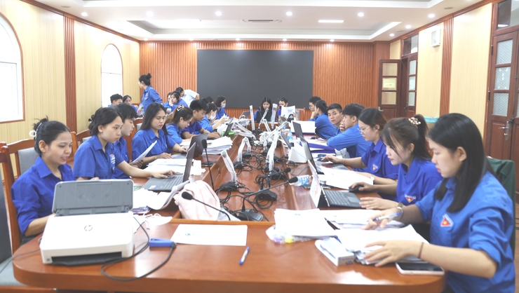 Xã Quang Minh quyết liệt triển khai chiến dịch “Làm giàu, làm sạch” cơ sở dữ liệu quốc gia về đất đai- Ảnh 5.