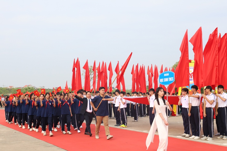 Xã Mê Linh khai mạc Đại hội Thể dục thể thao lần thứ I năm 2025- Ảnh 14.