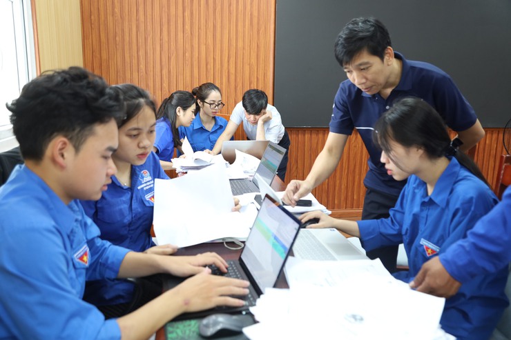 Xã Quang Minh quyết tâm về đích sớm chiến dịch "làm giàu, làm sạch" dữ liệu đất đai- Ảnh 5.