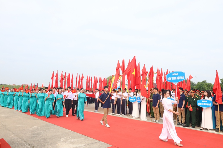 Xã Mê Linh khai mạc Đại hội Thể dục thể thao lần thứ I năm 2025- Ảnh 20.