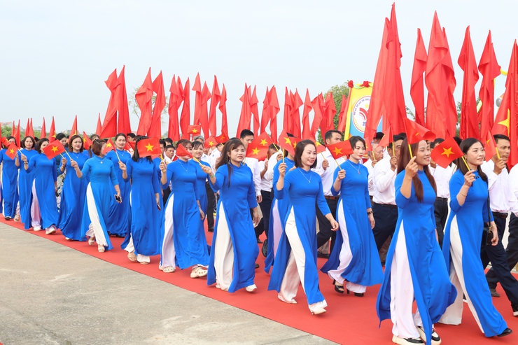 Xã Mê Linh khai mạc Đại hội Thể dục thể thao lần thứ I năm 2025- Ảnh 17.