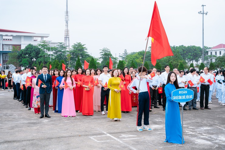 Những hình ảnh ấn tượng tại Lễ khai mạc Đại hội TDTT xã Quang Minh lần thứ I, năm 2025- Ảnh 8.