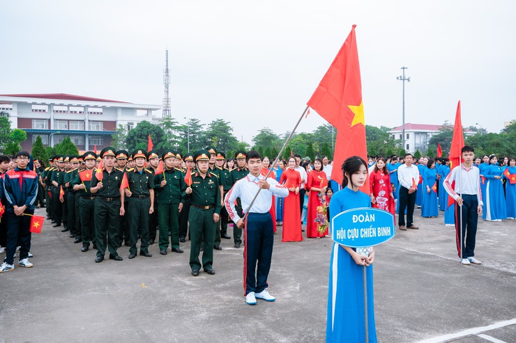 Những hình ảnh ấn tượng tại Lễ khai mạc Đại hội TDTT xã Quang Minh lần thứ I, năm 2025- Ảnh 12.