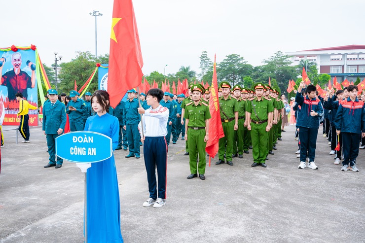 Những hình ảnh ấn tượng tại Lễ khai mạc Đại hội TDTT xã Quang Minh lần thứ I, năm 2025- Ảnh 14.