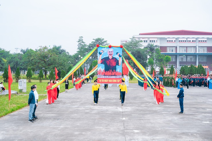 Những hình ảnh ấn tượng tại Lễ khai mạc Đại hội TDTT xã Quang Minh lần thứ I, năm 2025- Ảnh 22.