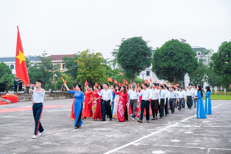 Những hình ảnh ấn tượng tại Lễ khai mạc Đại hội TDTT xã Quang Minh lần thứ I, năm 2025- Ảnh 40.