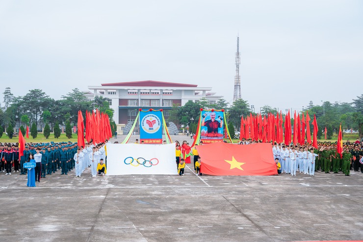 Những hình ảnh ấn tượng tại Lễ khai mạc Đại hội TDTT xã Quang Minh lần thứ I, năm 2025- Ảnh 75.