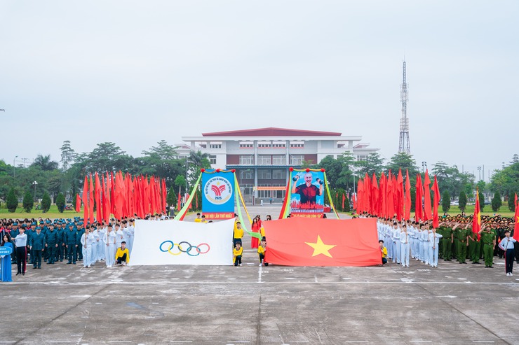 Những hình ảnh ấn tượng tại Lễ khai mạc Đại hội TDTT xã Quang Minh lần thứ I, năm 2025- Ảnh 78.