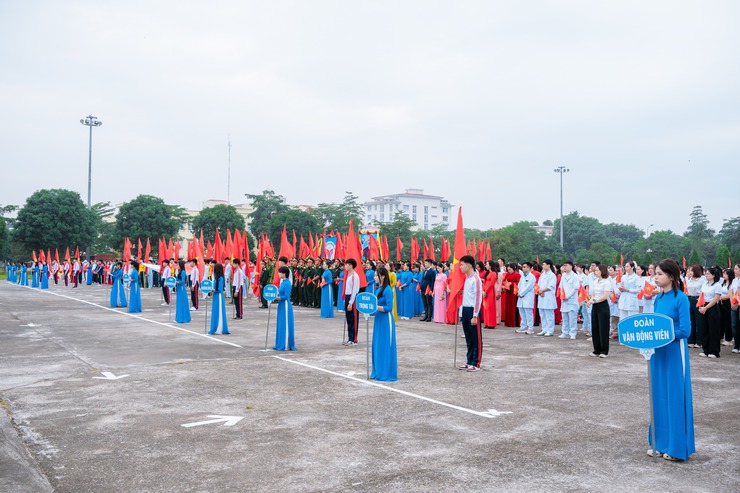 Những hình ảnh ấn tượng tại Lễ khai mạc Đại hội TDTT xã Quang Minh lần thứ I, năm 2025- Ảnh 80.