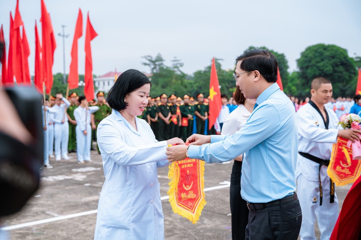 Những hình ảnh ấn tượng tại Lễ khai mạc Đại hội TDTT xã Quang Minh lần thứ I, năm 2025- Ảnh 86.