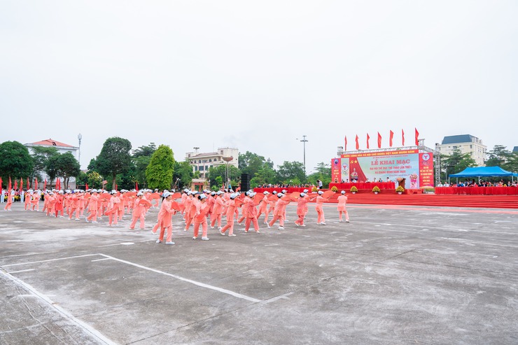 Những hình ảnh ấn tượng tại Lễ khai mạc Đại hội TDTT xã Quang Minh lần thứ I, năm 2025- Ảnh 103.