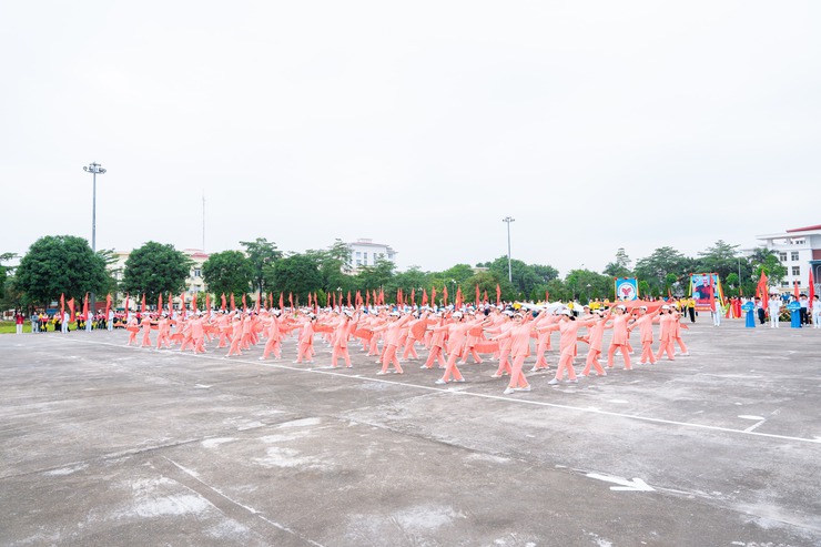 Những hình ảnh ấn tượng tại Lễ khai mạc Đại hội TDTT xã Quang Minh lần thứ I, năm 2025- Ảnh 112.